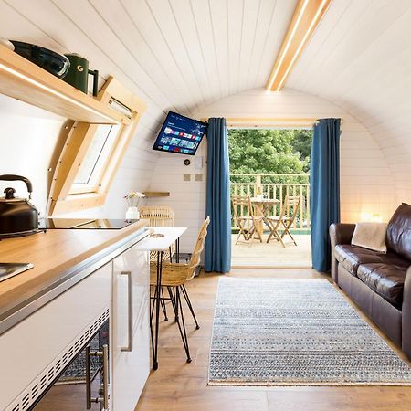 Spectacular Mountain View Ecopod Newtonmore Exterior foto